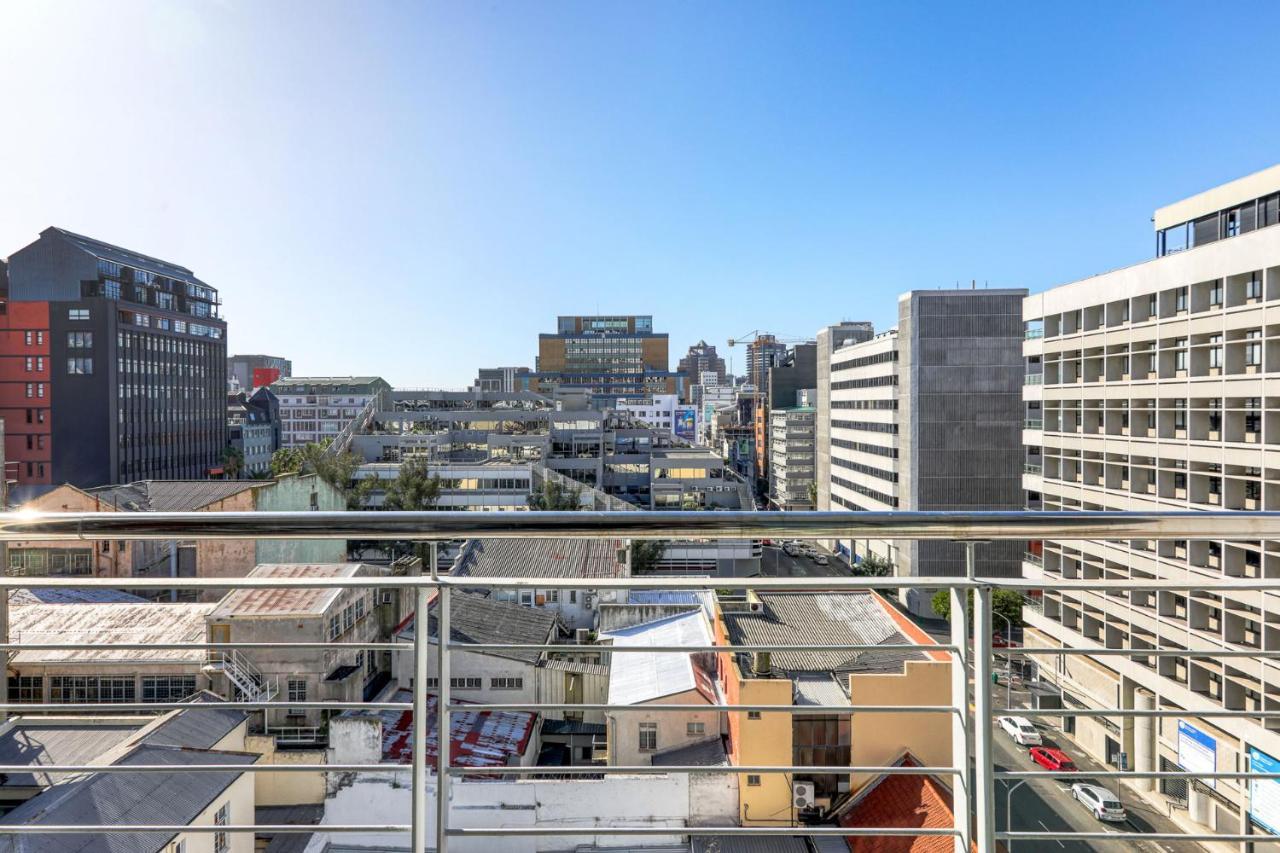 Backup-Powered Colourfull City Balcony Apartment 케이프타운 외부 사진